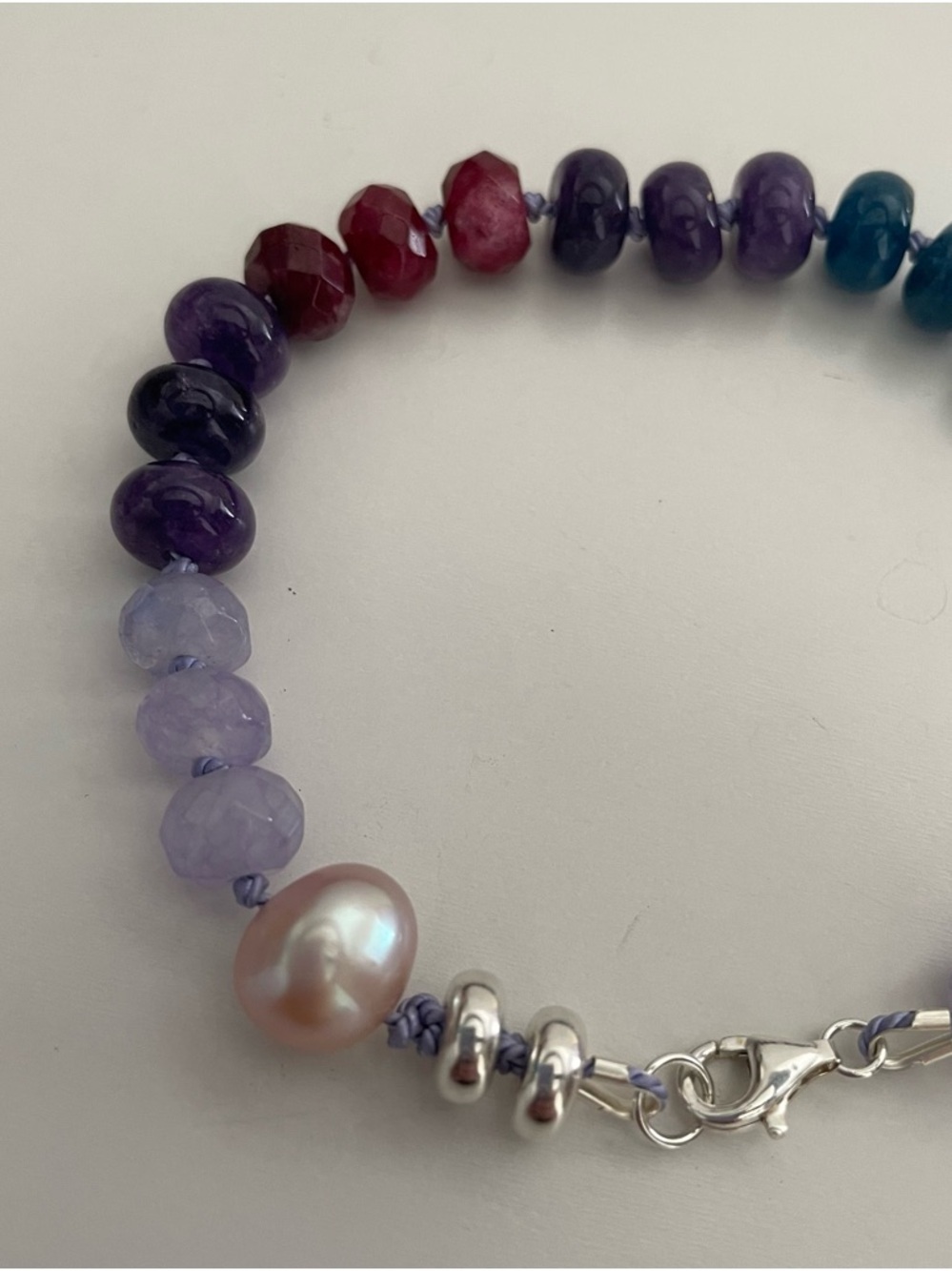 Multicolor Faceted gemstone Bead Bracelet with Pink Pearl Accent hand knotted - Picture 2 of 8